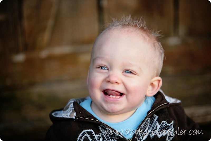 LyndenFamilyPhotographer10-31-09Logan-105