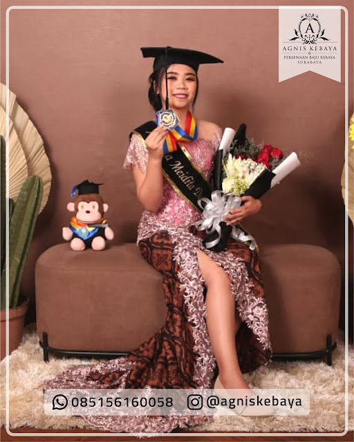 SEWA KEBAYA WISUDA MURAH SURABAYA