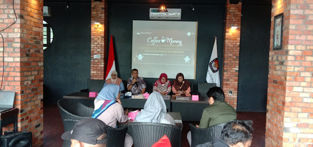 Sukseskan Pemilu 2024, KPU Karimun Gelar Diskusi Dan Coffe Morning Bersama Wartawan.