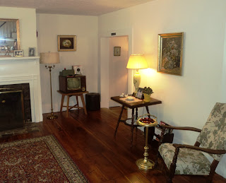 Patsy Cline living room