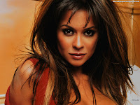 NFS UnderGround 2 Brooke Burke