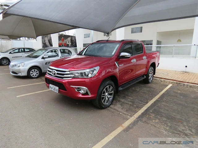 Toyota Hilux SRX A/T 2016