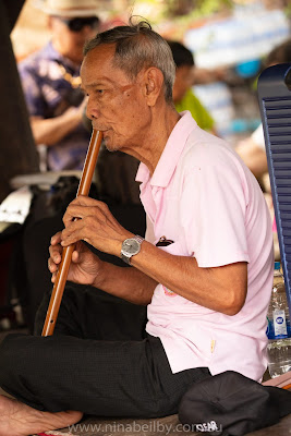 Taling floating markets, food, music, books, plants, clothes, thailand, bangkok, river, canal, long tail boats