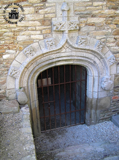 SARZEAU (56) - Château de Suscinio (Cour intérieure)