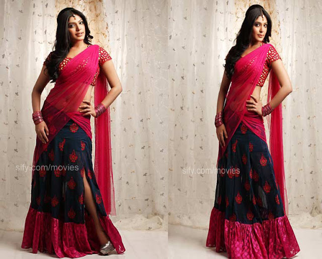 rima kallingal half saree