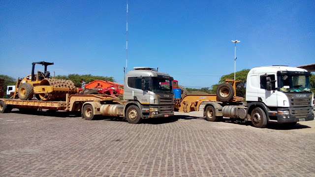 PASSADOS 03 ANOS AS MÁQUINAS VOLTARAM PARA REINICIAREM OBRA DA ESTRADA DE RAINHA ISABEL