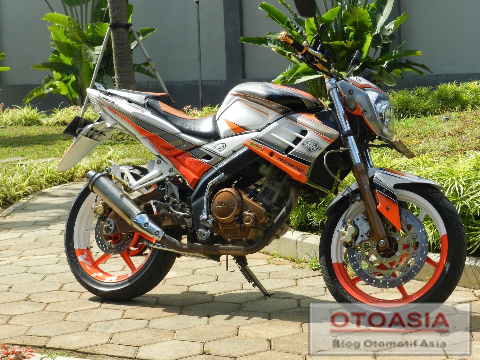 Modifikasi Vixion Inspirasi Logo YVCI OtoasiaNet Automotive