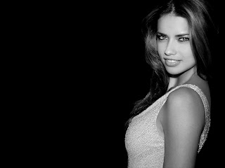 Free non watermarked wallpapers of Adriana Lima at Fullwalls.blogspot.com