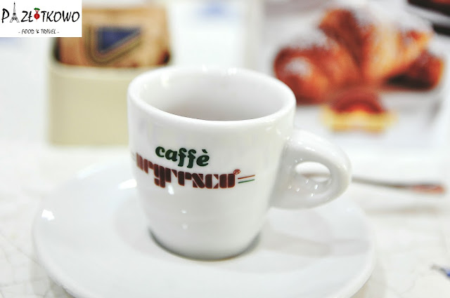 Kawa na ławę – 5 powodów, dla których warto pić poranne espresso!