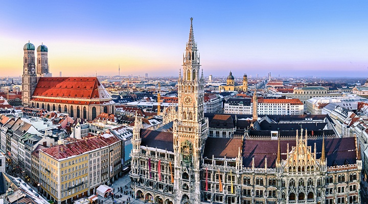 Marienplatz, Alun-alun dengan Sejarah Masa Lalu