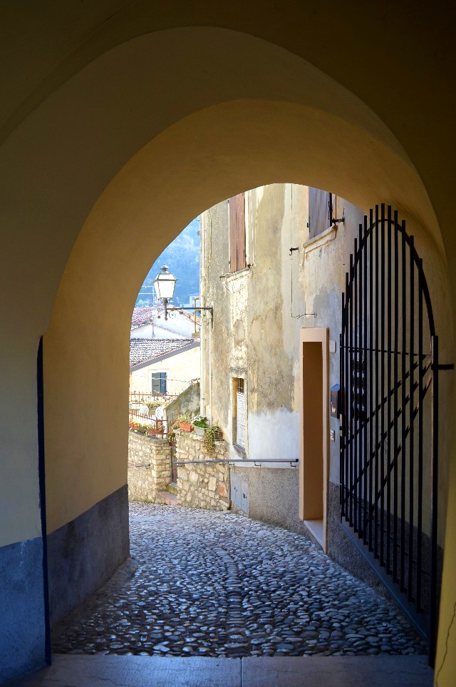 torri del benaco cosa vedere