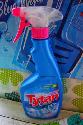 http://www.unia.pl/PL-H4/produkty/32/plyn-do-mycia-lazienek-tytan-kamien-i-rdza-spray.html