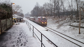 Franklin/Dean Station in light snow