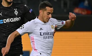 Lucas Vazquez refuses contract offer from Real Madrid.