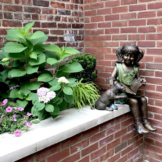 Hoboken Secret Gardens Tour 2018 | Linzer Lane Blog 