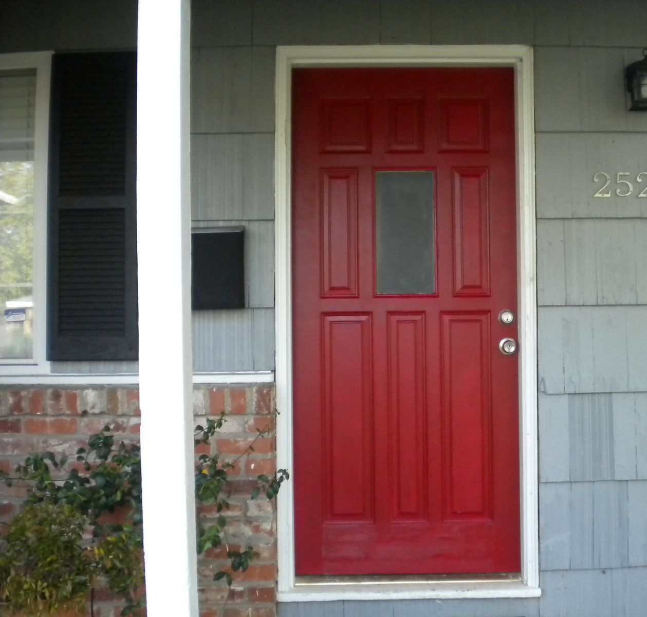 Houses with Red Front Doors | 1259 x 1200 · 135 kB · jpeg