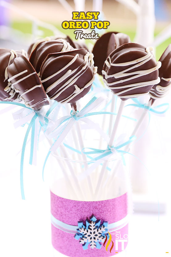 Professional looking party treats like these  Chocolate Covered Oreo Pops