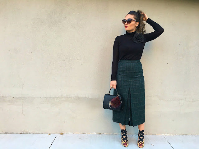 Midi skirt, brian atwood shoes, brian atwood snakeskin sandals, plaid skirt, plaid midi skirt, classic style, leather jacket, how to wear a midi skirt, midi suknja, moda za jesen, jesenji outfit, toronto blogger, srpkinje, top bloggers, top fashion blogger