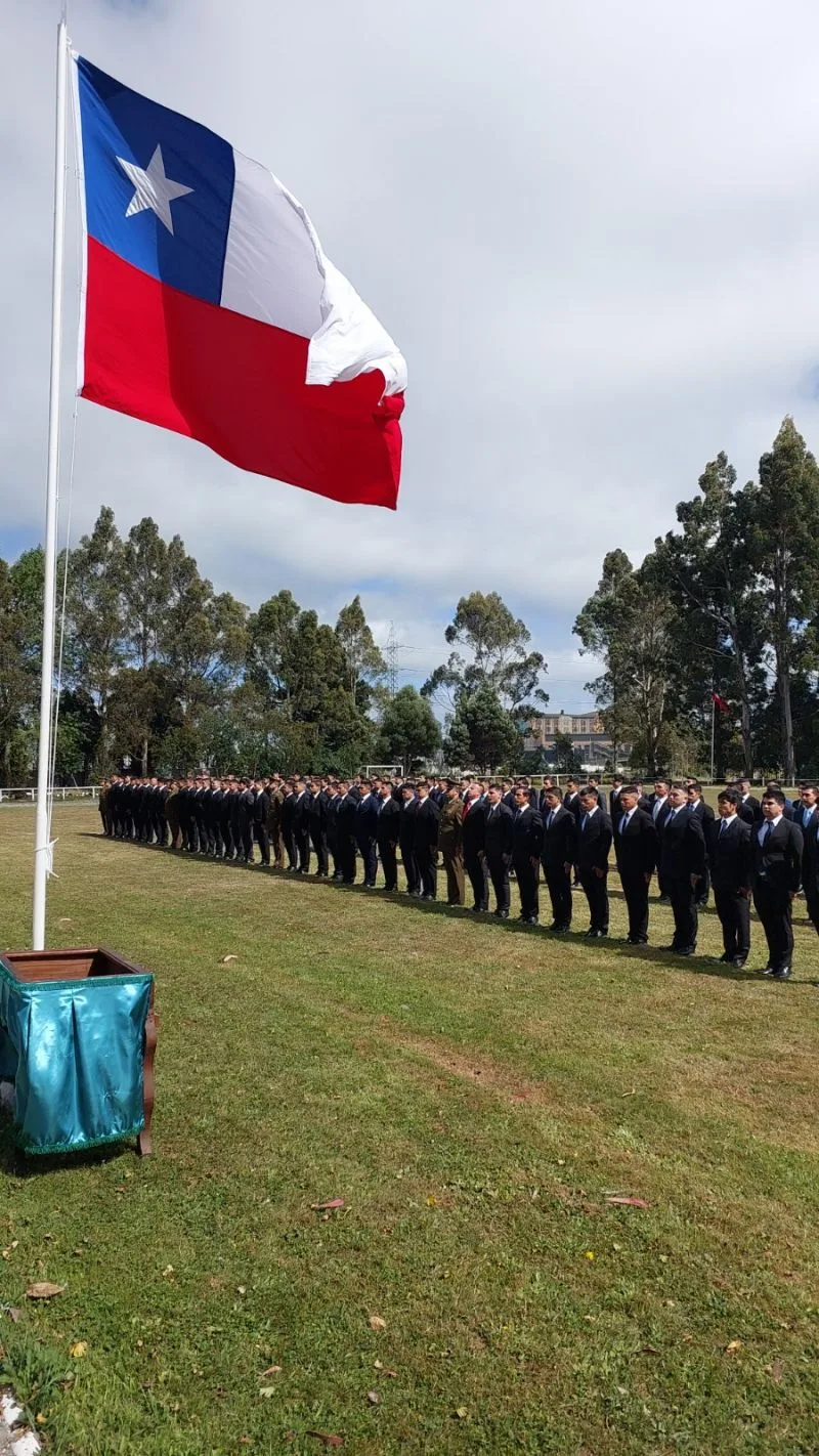 211 jóvenes ingresan en escuelas de Carabineros