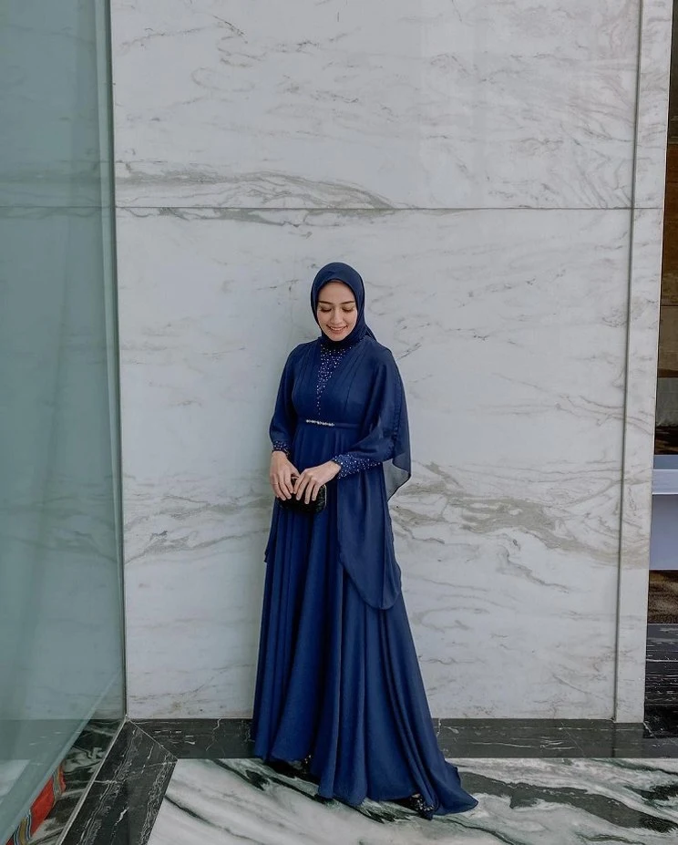 35 Model Baju Gamis Terbaru Yang Modern Kekinian Updated - Model gamis simple terbaru 2021
