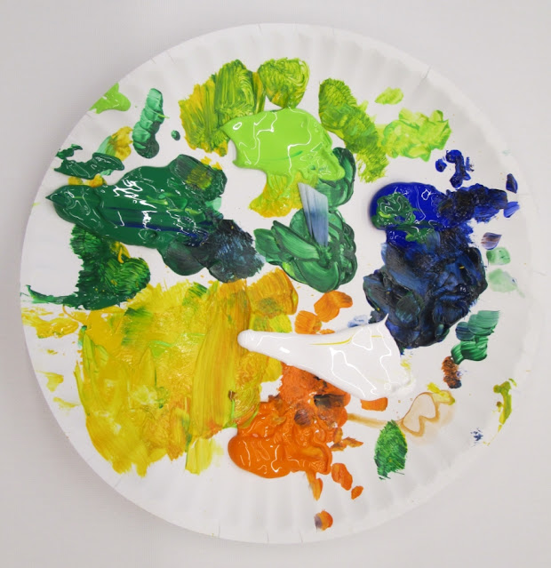 Paints on a plate