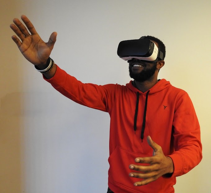 VIRTUAL REALITY, AUGMENTED REALITY AND THEIR DIFFERENCES