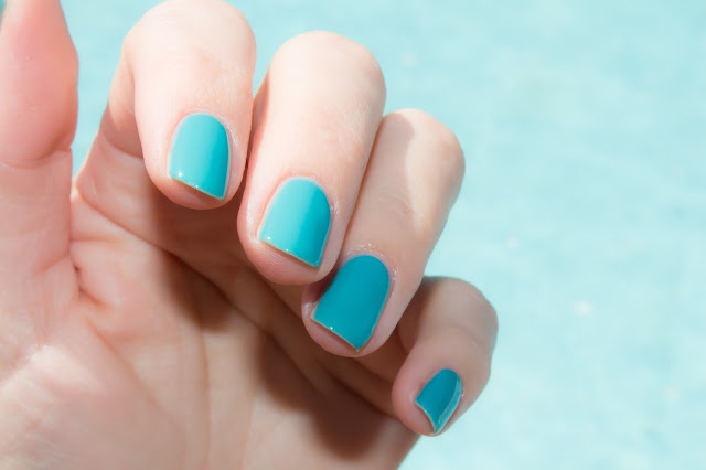 vernis menthe à l'eau yves rocher