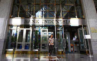  BI Rate masih sanggup turun sejalan membaiknya kondisi nilai tukar rupiah dan tingkat infla Prediksi Suku Bunga Bank Indonesia 2014