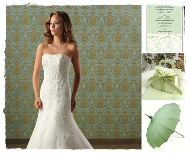 A beautiful lace strapless wedding gown perfect for a beach wedding