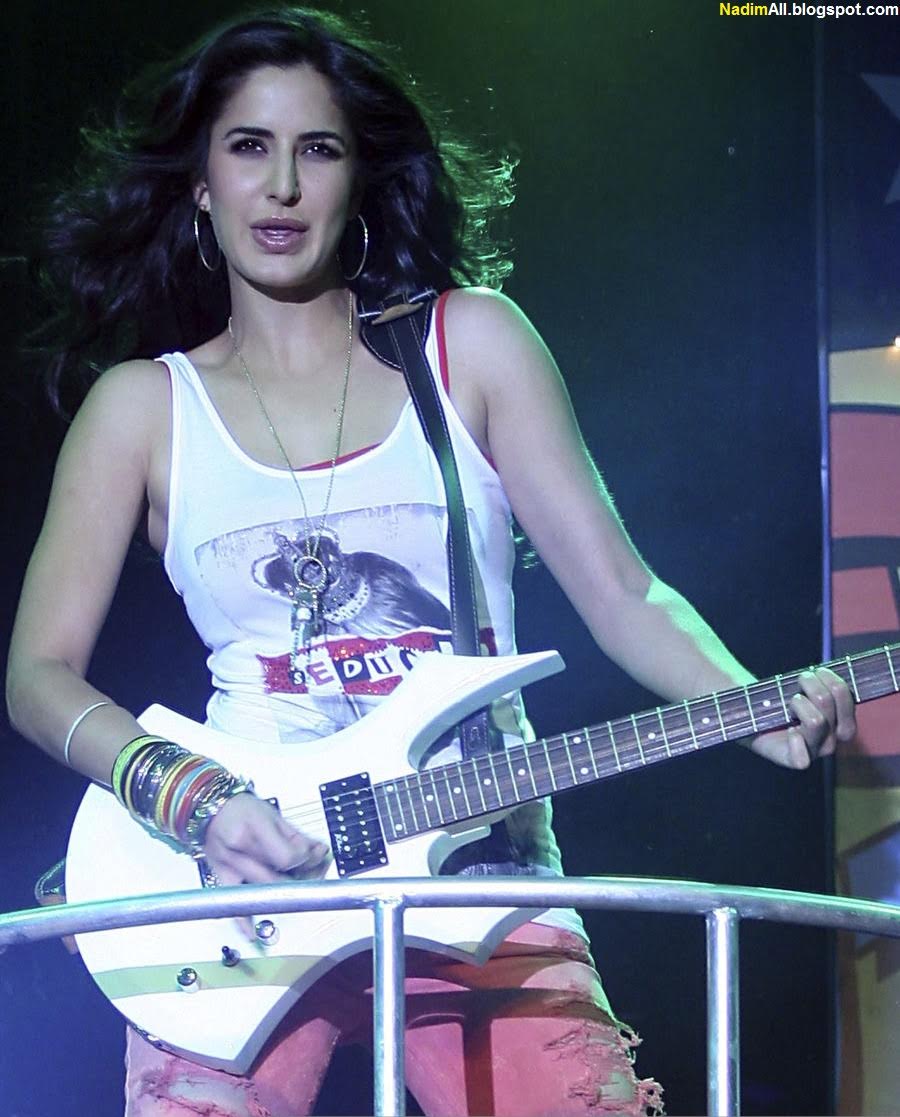 katrina-kaif-hot-2011