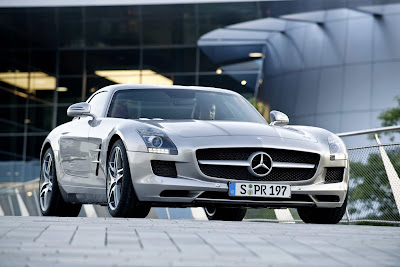 Mercedes SLS AMG