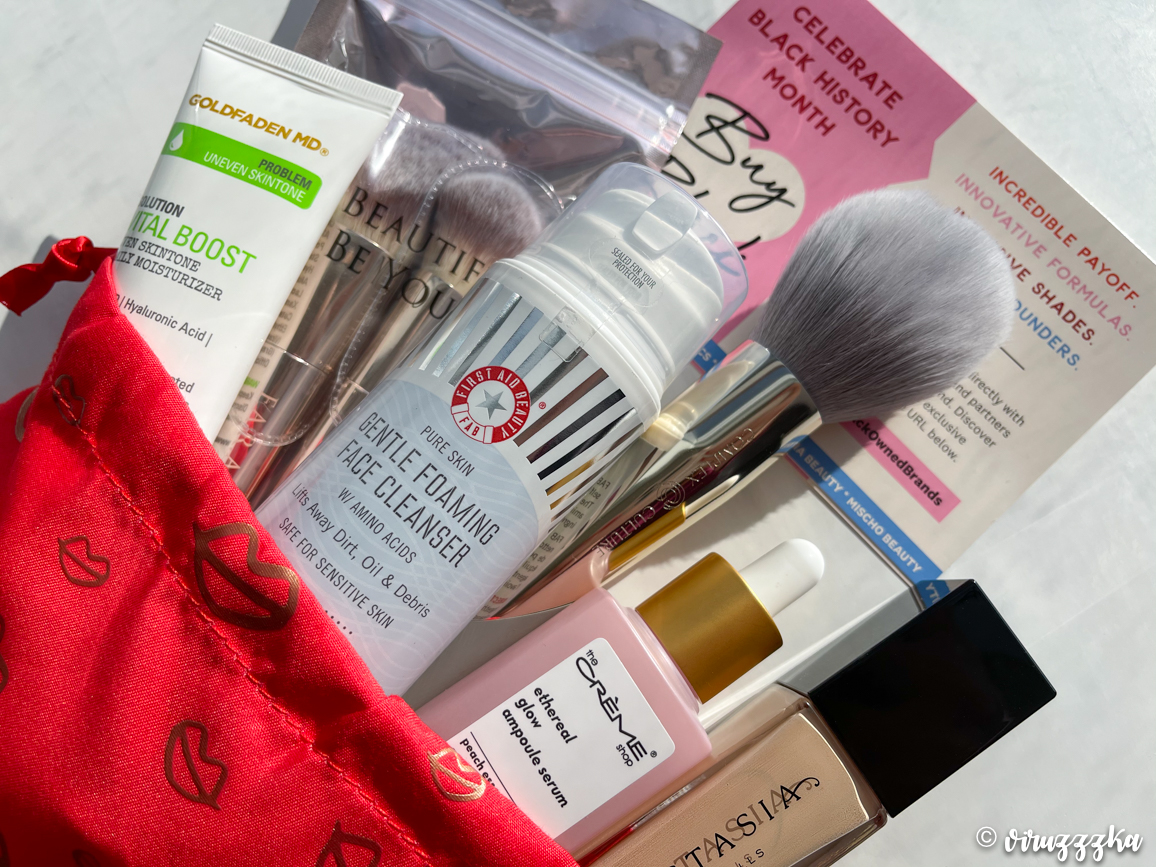 IPSY Glam Bag Plus February 2021 Unboxing Review