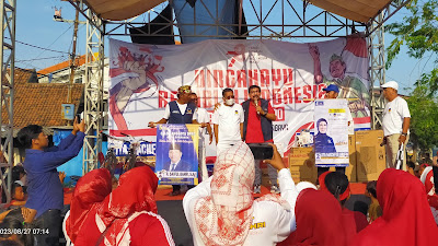 Peduli Warga, H. Saiful Bahri dan Lita Machfud Arifin Gelar Jalan Sehat, Silahturahmi Menangkan NasDem di Pemilu 2024