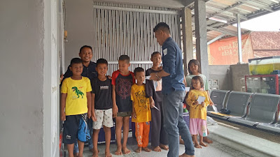 Kembali Tersenyum Bahagia Anak Yatim Terima Bantuan Dari PT, SRB