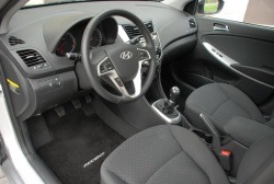 mdm-1456-2012-hyundai-accent-gls_gy_006-1456