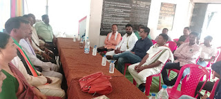 कृषि उपज मंडी सम्बलपुर मे नव नियुक्त पदाधिकारियो का सम्मेलन संपन्न कृषि उपज मंडी सम्बलपुर मे नव नियुक्त पदाधिकारियो का सम्मेलन संपन्न
