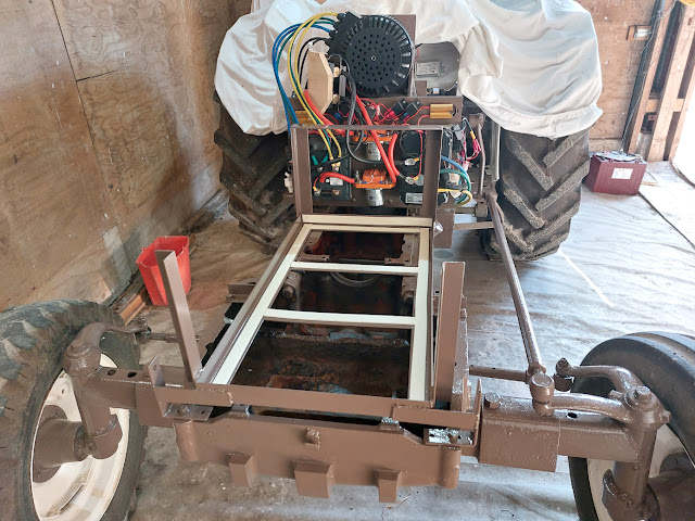 Battery mounting frame ready on eTractor