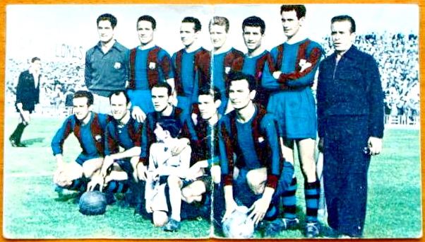 F. C. BARCELONA. Temporada 1951-52. Ramallets, Escudero, Calvet, Gonzalvo III, Nicolau, Aldecoa y Ángel Mur (masajista). Basora, César, Biosca, Segarra y Szegedi. REAL VALLADOLID DEPORTIVO 1 C. F. BARCELONA 1. 07/10/1951. Campeonato de Liga de 1ª División, jornada 5. Valladolid, estadio Municipal José Zorrilla. GOLES: 1-0: 15’, Cánovas. 1-1: 35’, César.