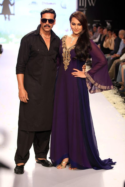 Sonakshi Sinha & Akshay Kumar Photo HD