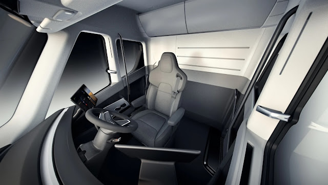 Tesla Semi Truck, cabin