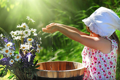 nice-small-cute-baby-girl-playing-with-water