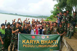 Yonif 731/Kabaresi Gelar Karya Bakti di Pantai Desa Bula