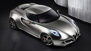 Alfa Romeo 4C Silver Photo