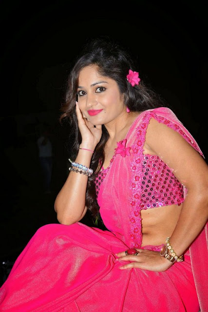 Madhavi Latha south actress navel and armpit pics