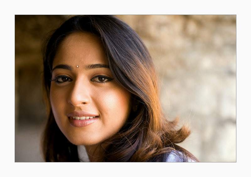 anushka shetty wallpapers. Anushka Shetty Hot Bollywood