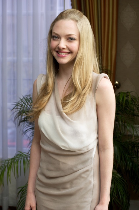 Amanda Seyfried Measurements Amanda Seyfried bust waist hips measurements