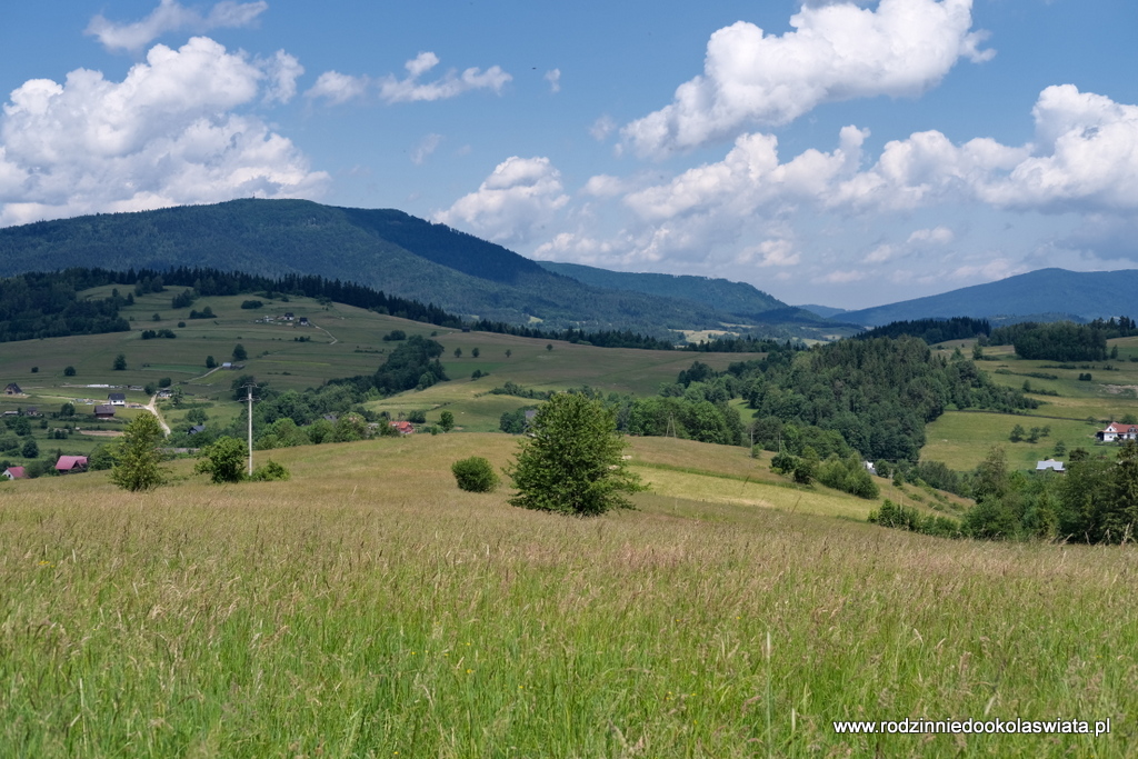 Stare_Wierchy_z_Rabki_Zdroju_z_dziecmi