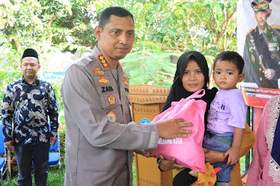 Sebanyak 1.000 Paket Sembako Disebar Polisi Dari Kapolri Untuk 2 Desa di Kabupaten Tangerang