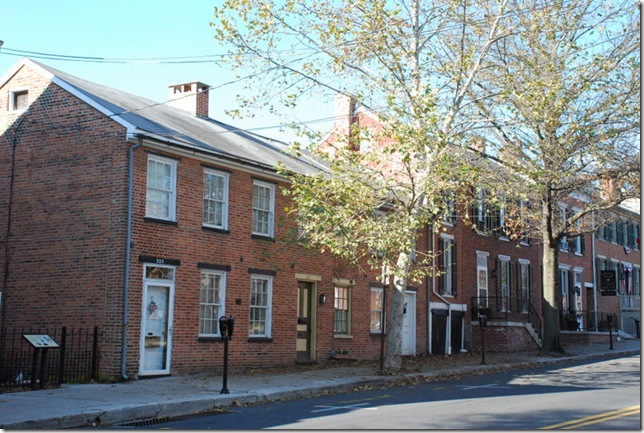 11-06-12 D Historic Downtown Gettysburg 001