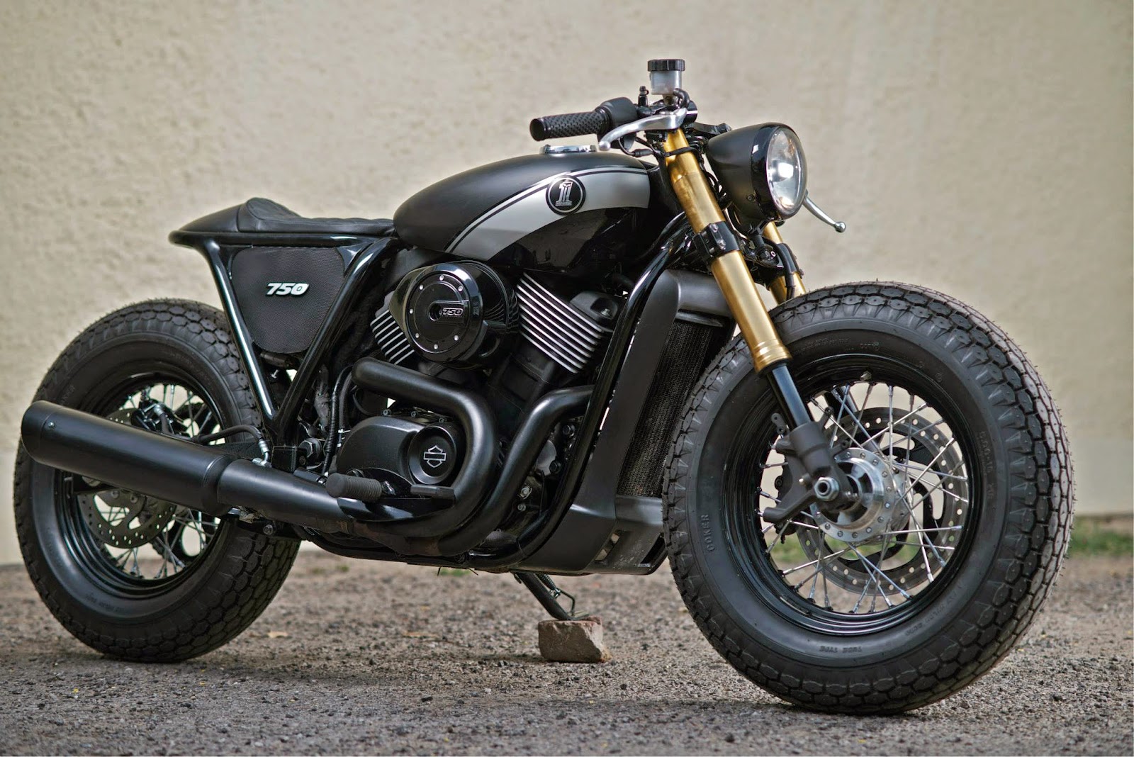 Racing Caf Harley Street 750 Makku by Rajputana Custom 